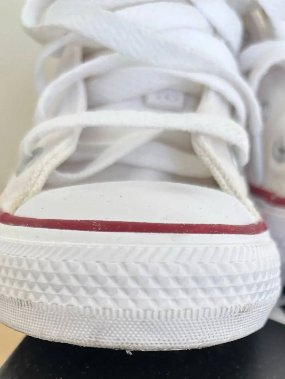 Converse Chuck Taylor All Star High Top Kids Youth Size 12 White Canvas Sneakers